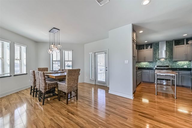 4214 Spanish Main, Galveston, TX 77554