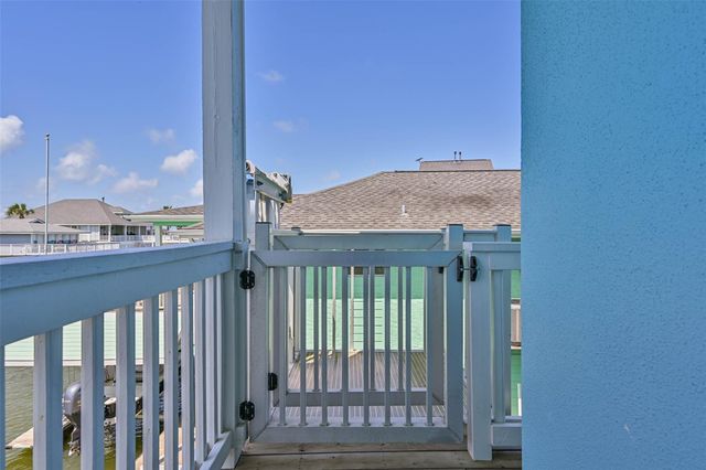 4214 Spanish Main, Galveston, TX 77554