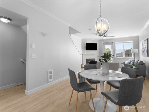 758 SE Fairwinds Loop, Vancouver, WA 98661