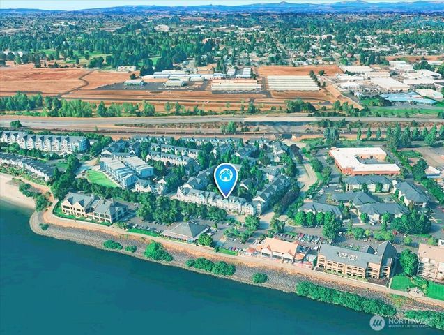 758 SE Fairwinds Loop, Vancouver, WA 98661