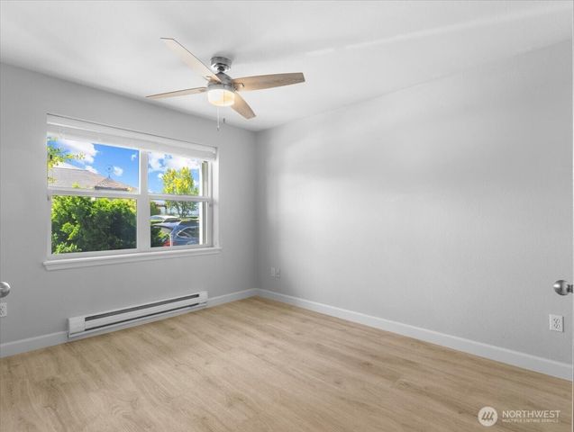 758 SE Fairwinds Loop, Vancouver, WA 98661