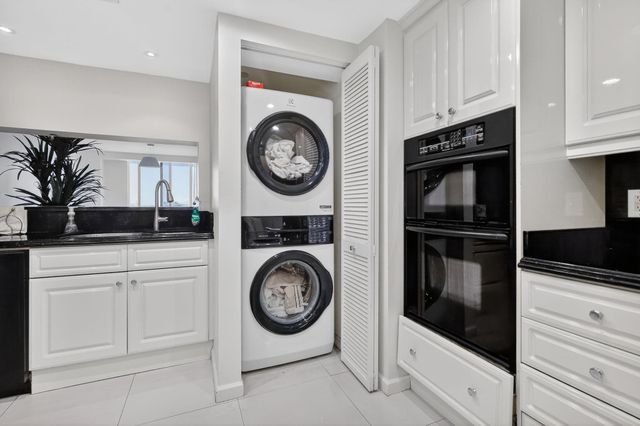 9595 Collins Avenue N-8F, Surfside, FL 33154