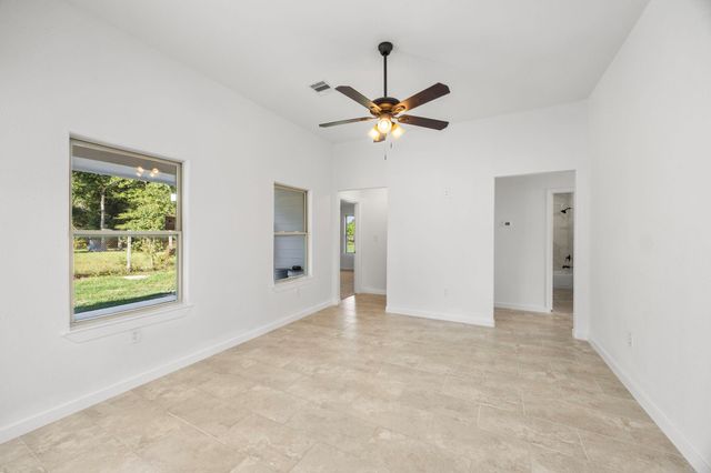 103 County Road 5019, Cleveland, TX 77327