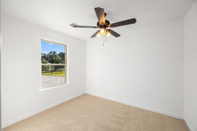 103 County Road 5019, Cleveland, TX 77327