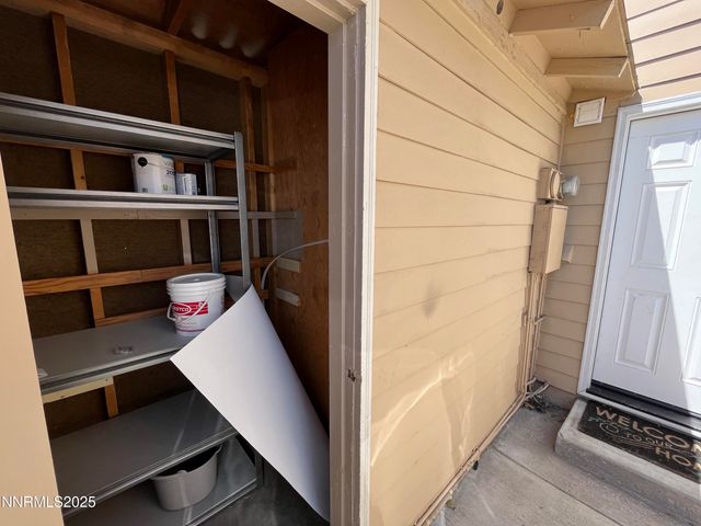 1140 S Curry Street, Carson City, NV 89703