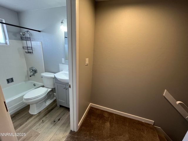 1140 S Curry Street, Carson City, NV 89703