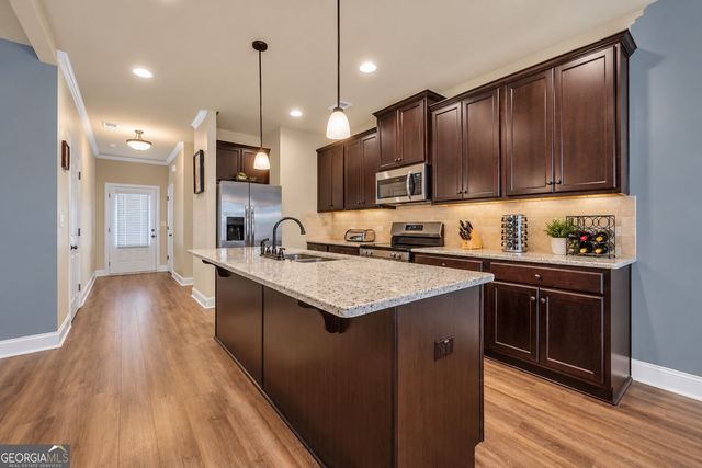 102 Douglas Fir Drive, Jackson, GA 30233