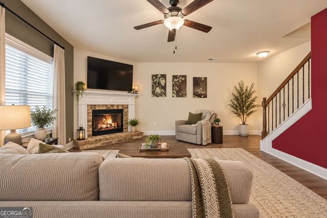 102 Douglas Fir Drive, Jackson, GA 30233
