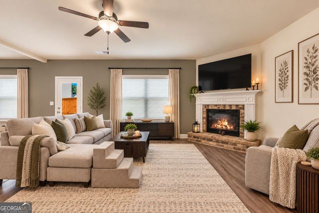 102 Douglas Fir Drive, Jackson, GA 30233
