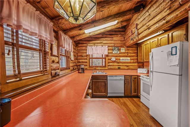 1697 Peninsula Drive, Indian Lake Boro, PA 15926