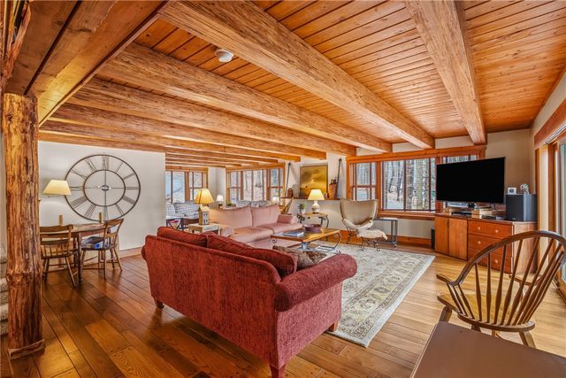 1697 Peninsula Drive, Indian Lake Boro, PA 15926