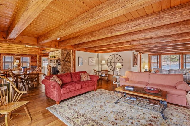 1697 Peninsula Drive, Indian Lake Boro, PA 15926