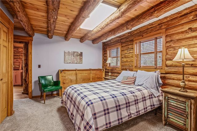 1697 Peninsula Drive, Indian Lake Boro, PA 15926