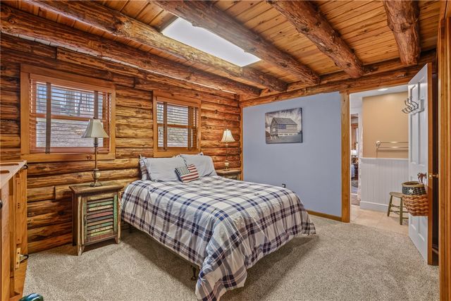 1697 Peninsula Drive, Indian Lake Boro, PA 15926