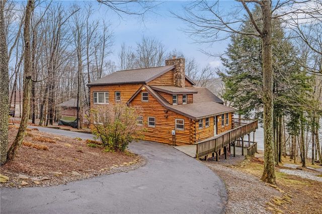 1697 Peninsula Drive, Indian Lake Boro, PA 15926
