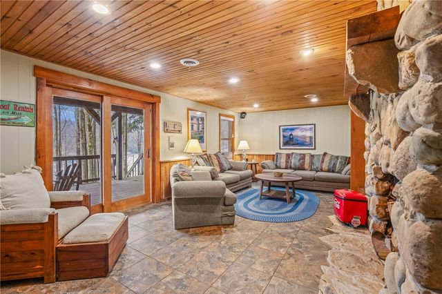 1697 Peninsula Drive, Indian Lake Boro, PA 15926