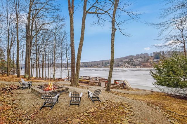 1697 Peninsula Drive, Indian Lake Boro, PA 15926