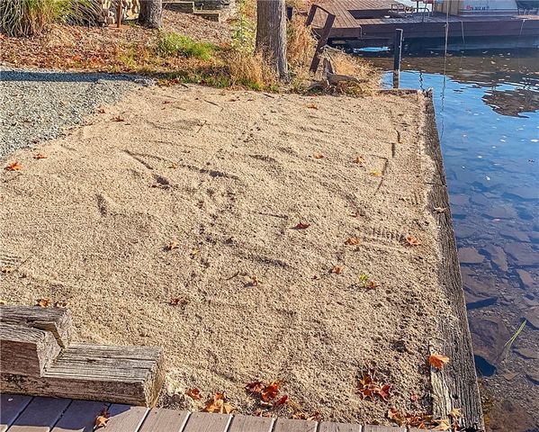 1697 Peninsula Drive, Indian Lake Boro, PA 15926