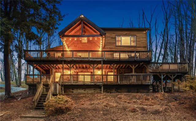 1697 Peninsula Drive, Indian Lake Boro, PA 15926