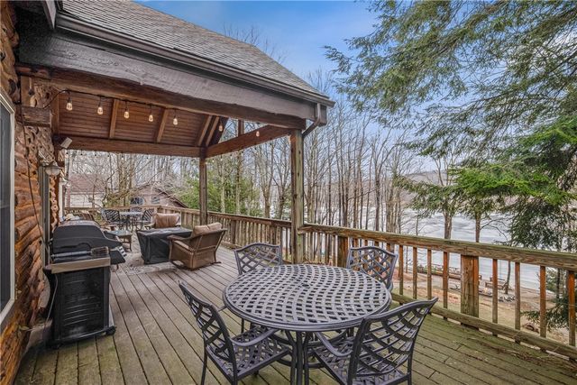 1697 Peninsula Drive, Indian Lake Boro, PA 15926