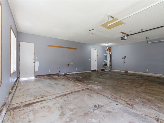28813 Crimson Court, Highland, CA 92346