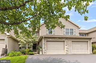 63 PEBBLE CREEK DR, Lititz, PA 17543
