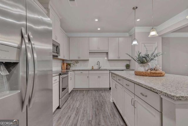 227 Witter Way, Woodstock, GA 30188