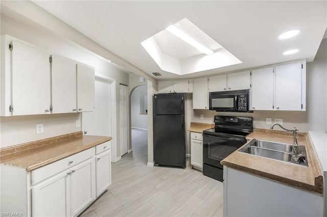 9 Jefferson AVE, Lehigh Acres, FL 33936