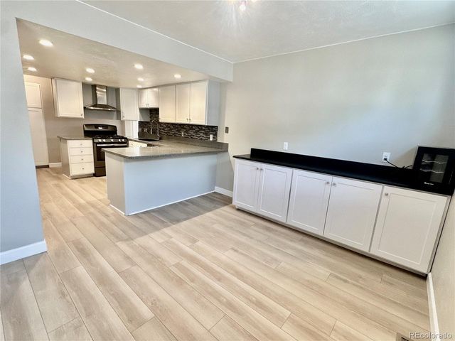 7629 S Monaco Way, Centennial, CO 80112