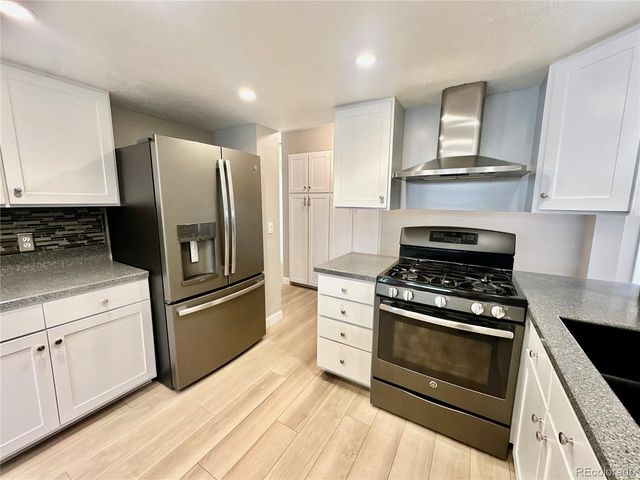 7629 S Monaco Way, Centennial, CO 80112