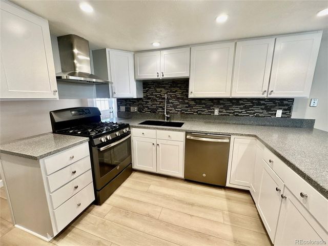 7629 S Monaco Way, Centennial, CO 80112