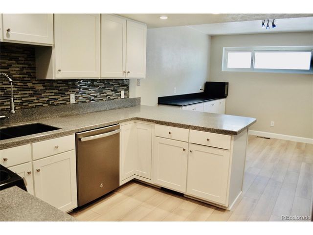 7629 S Monaco Way, Centennial, CO 80112
