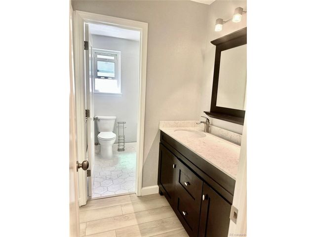 7629 S Monaco Way, Centennial, CO 80112