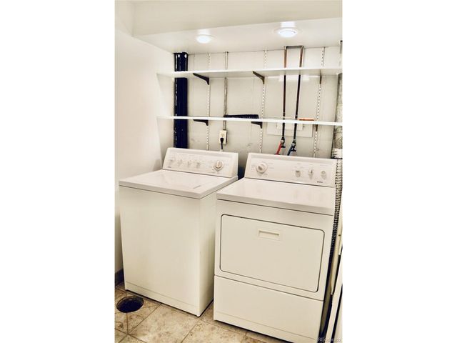 7629 S Monaco Way, Centennial, CO 80112