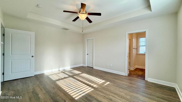 87 Strut Way, Rocky Point, NC 28457