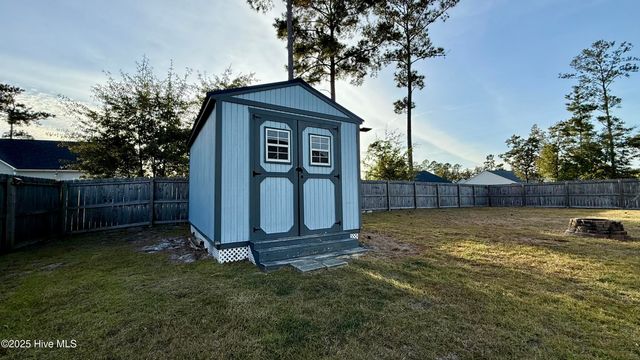 87 Strut Way, Rocky Point, NC 28457