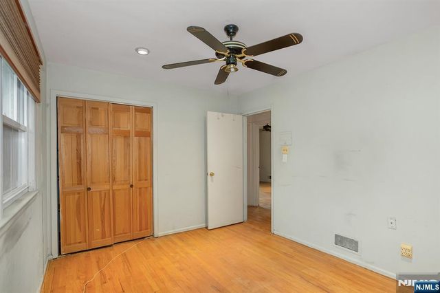 339 Beechwood Road, Oradell, NJ 07649