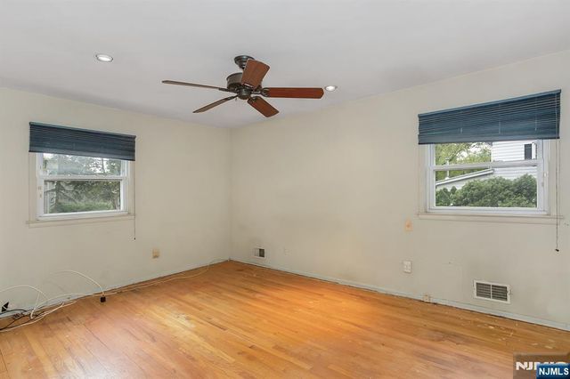 339 Beechwood Road, Oradell, NJ 07649