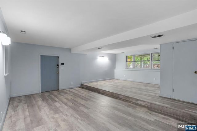339 Beechwood Road, Oradell, NJ 07649