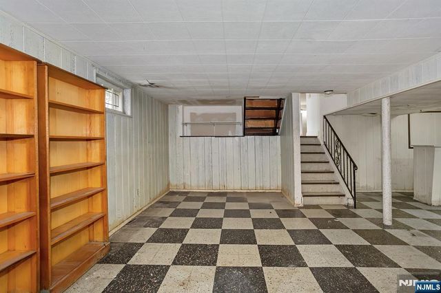 339 Beechwood Road, Oradell, NJ 07649