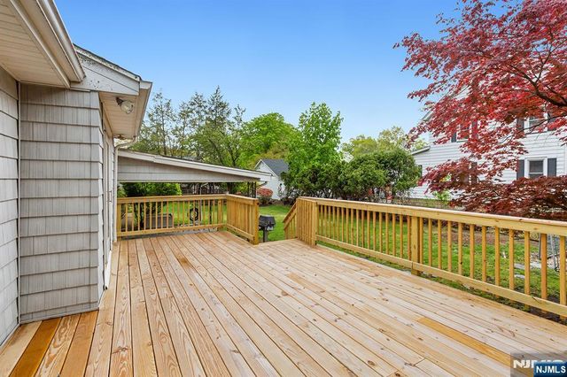 339 Beechwood Road, Oradell, NJ 07649
