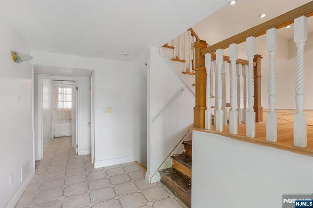 339 Beechwood Road, Oradell, NJ 07649