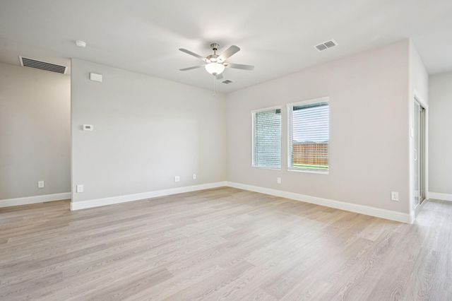 718 London Town Lane, Princeton, TX 75071