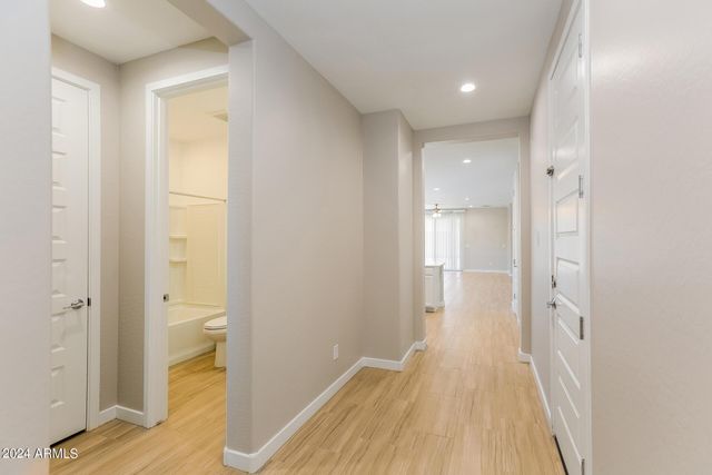 1219 E Glass Lane, Phoenix, AZ 85042