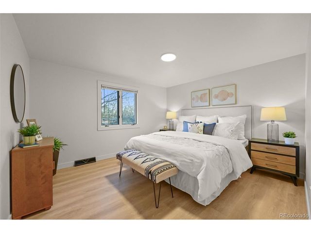 130 Garrison St, Lakewood, CO 80226