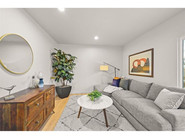 130 Garrison St, Lakewood, CO 80226