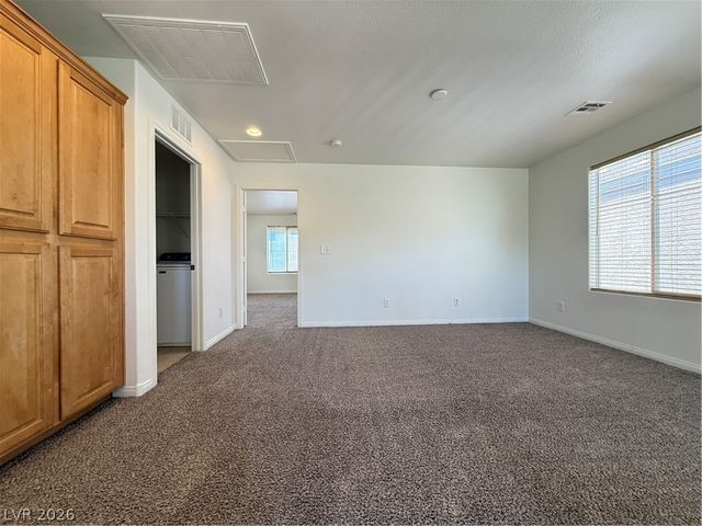 9031 Winchester Ridge Street, Las Vegas, NV 89139