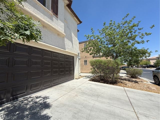 9031 Winchester Ridge Street, Las Vegas, NV 89139