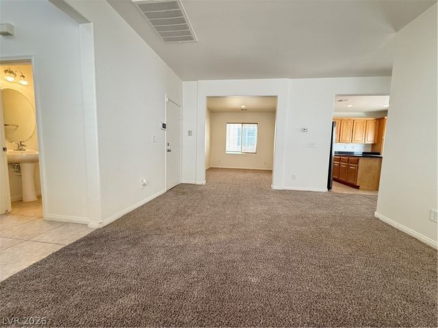9031 Winchester Ridge Street, Las Vegas, NV 89139