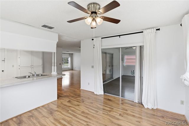 1240 N Van Nortwick Road, Lecanto, FL 34461